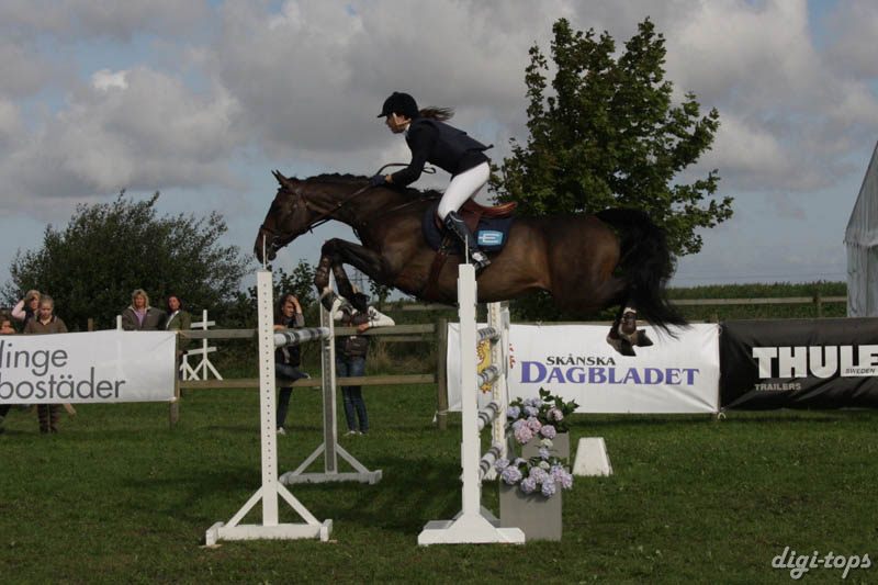 20080829_104840_0263 Amanda Kjellberg Donna Karan