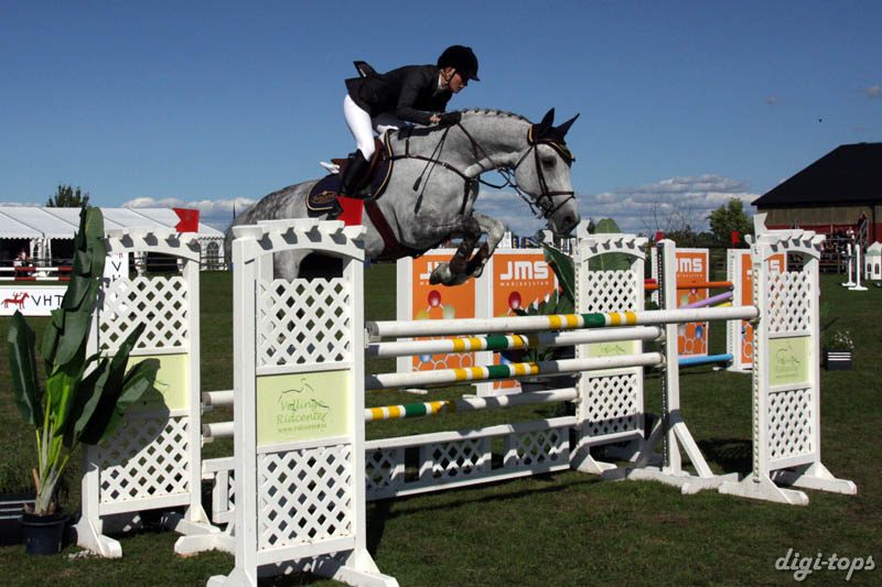 20080830_151518_0782 Josefin Hansen Chanel 230