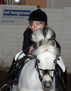 20090308_124114_0034 julia dahnelius yatsy II