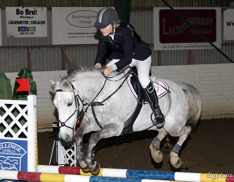 20090307_185906_0178 olivia cowzer clonea gladiator