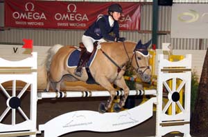 Holmen_Nicole_Goldwin_1d_20090403_183836_0190