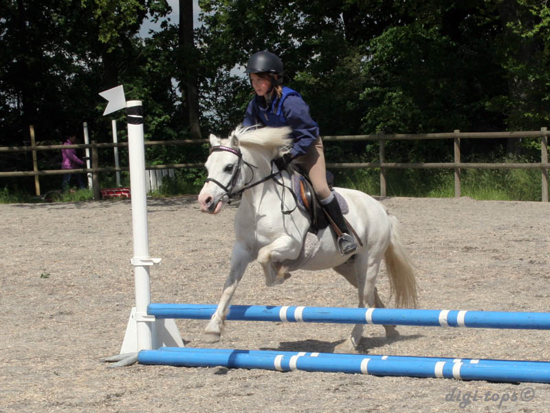 20090606_141438_0163_wahlgren_wilma_ruth