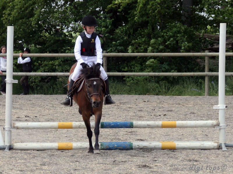 20090606_141856_0177_persson_sofie_magnus