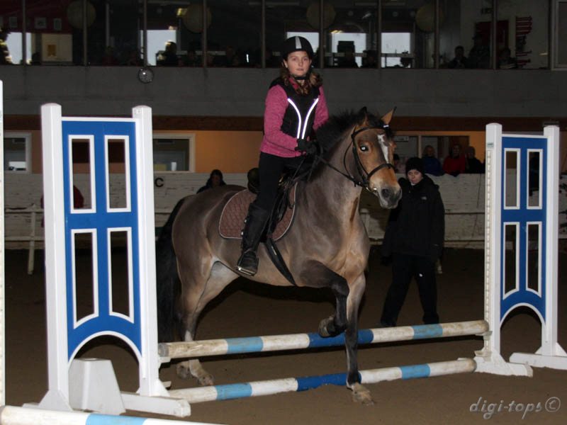 20091227_115426_0074 julia lund djessie