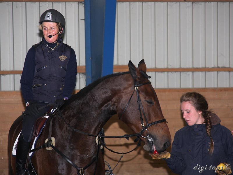 10_20111016_130240_0158