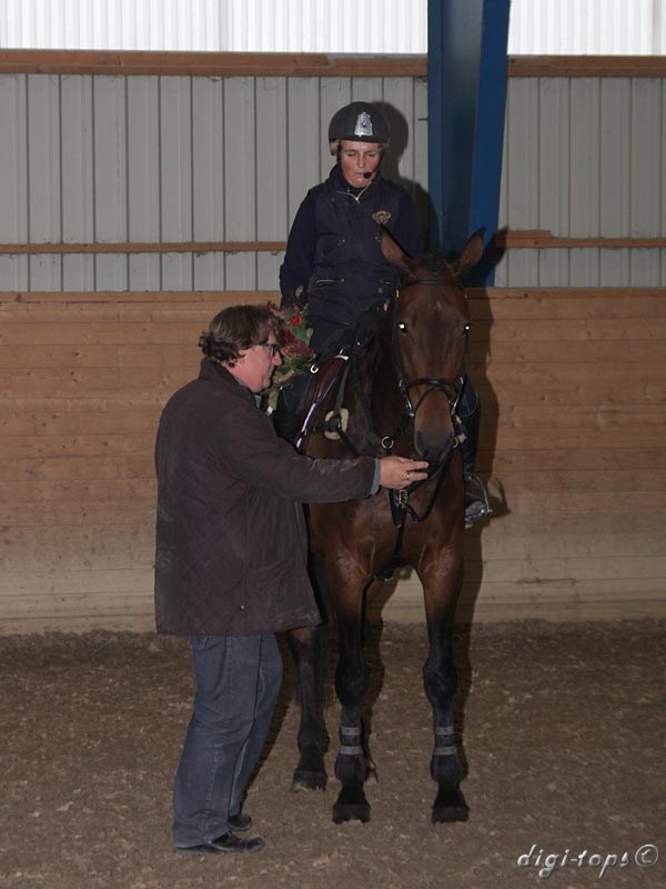 11_20111016_130156_0155